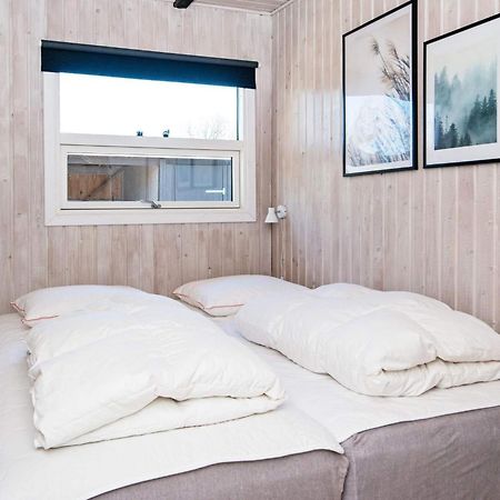 4 Person Holiday Home In Hemmet エクステリア 写真
