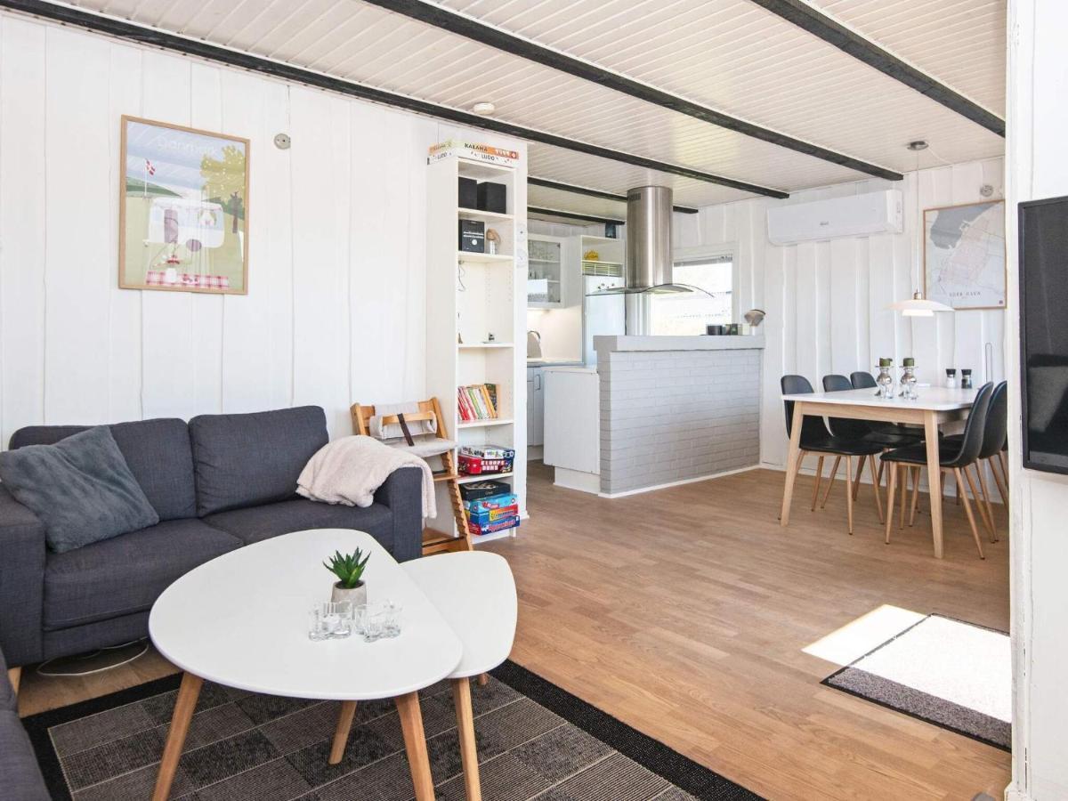 4 Person Holiday Home In Hemmet エクステリア 写真